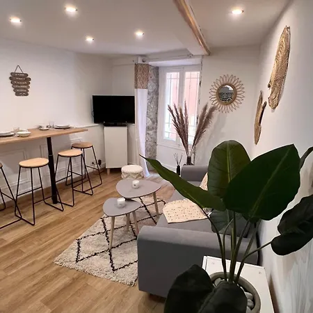Charme Et Authenticite A - Centre & Plages Appartement *